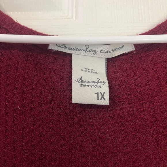 Sexy Dark Red American Rag long sleeve top with floral lace size 1X - Picture 3 of 6